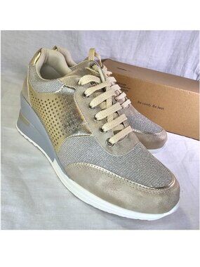 NIB! Cestfini High Heel Hidden Wedge Fashion Sneaker 10 Shimmer Gold Silver
